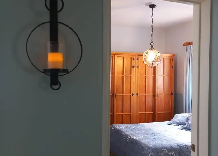 Located Between The Metro And Plaza Metropoli *