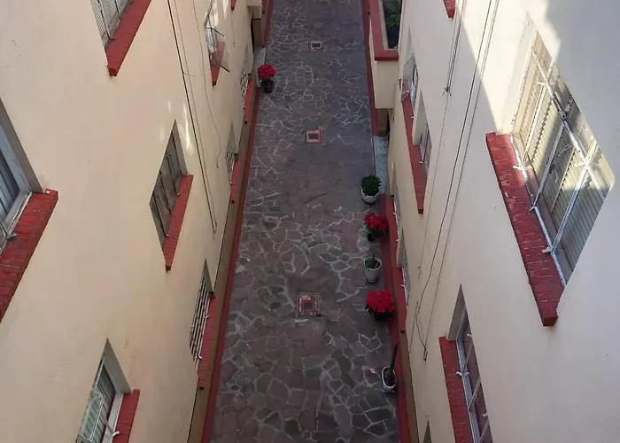 Located Between The Metro And Plaza Metropoli Apartment Mexico City