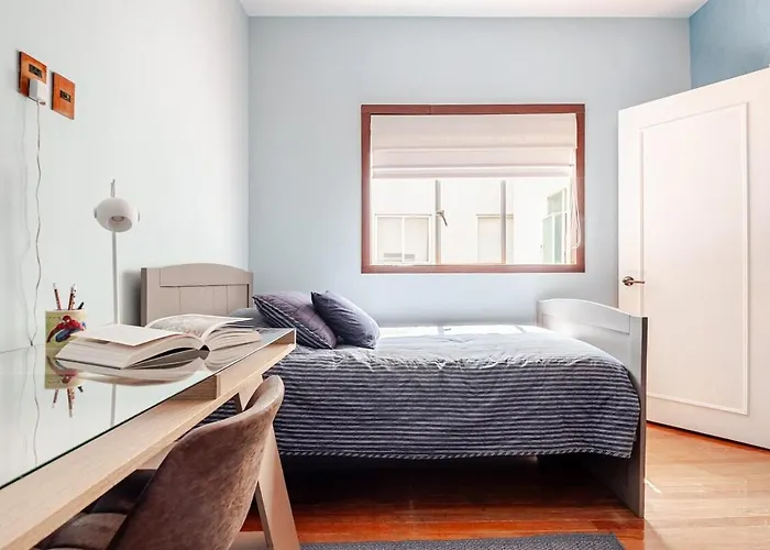 Located Between The Metro And Plaza Metropoli * Mexico City