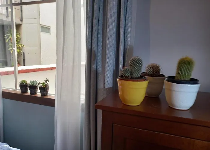 Located Between The Metro And Plaza Metropoli Apartment *